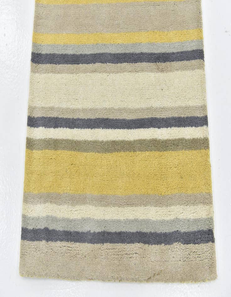 Detail image of  2' 8 x 4' 10 Luna Wool Rug