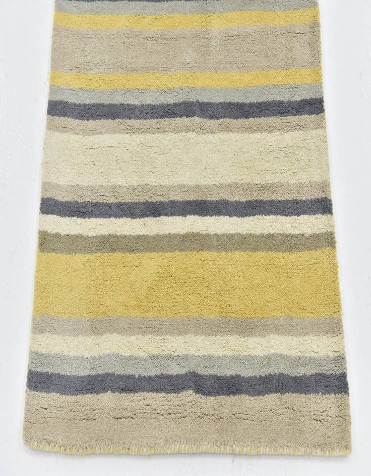 Detail image of  2' 8 x 4' 10 Luna Wool Rug