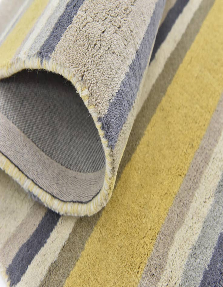 Detail image of  2' 8 x 4' 10 Luna Wool Rug