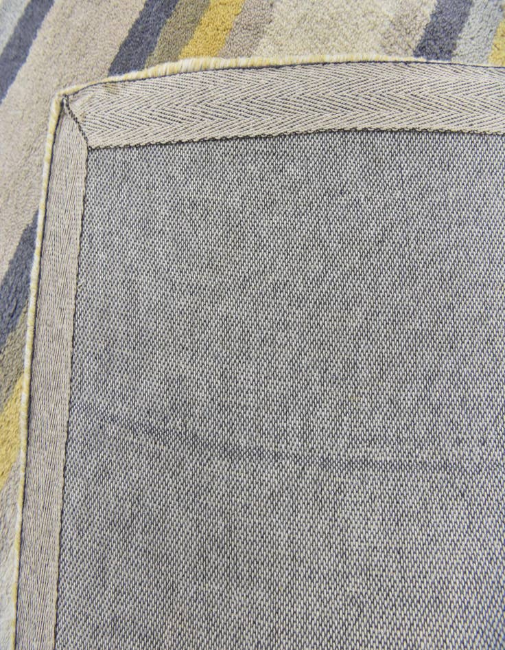 Detail image of  2' 8 x 4' 10 Luna Wool Rug