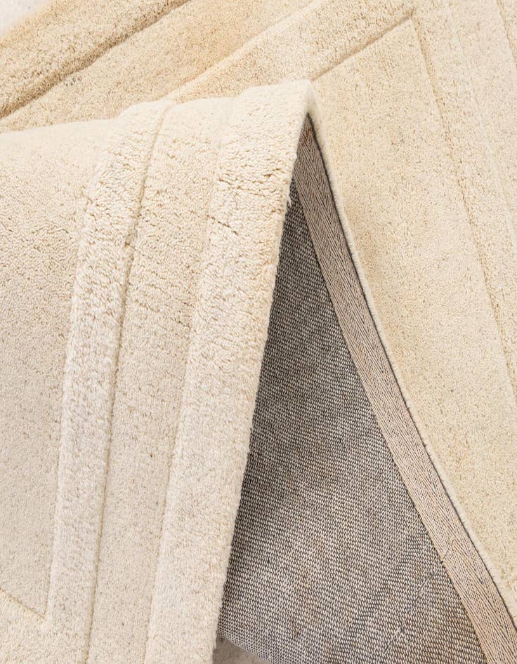 Detail image of  2' 8 x 5' Luna Wool Rug