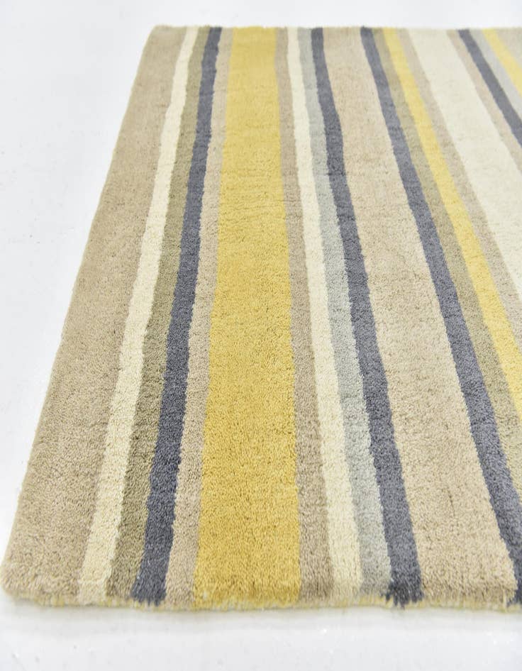 Detail image of  2' 8 x 4' 10 Luna Wool Rug