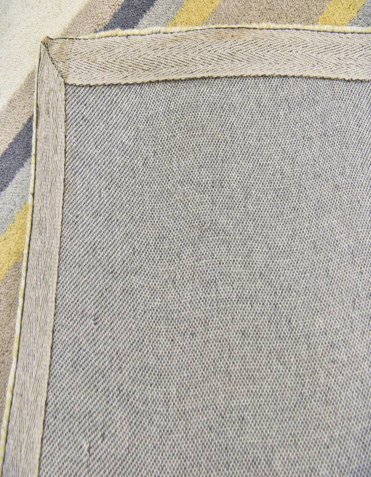 Detail image of  2' 8 x 4' 10 Luna Wool Rug