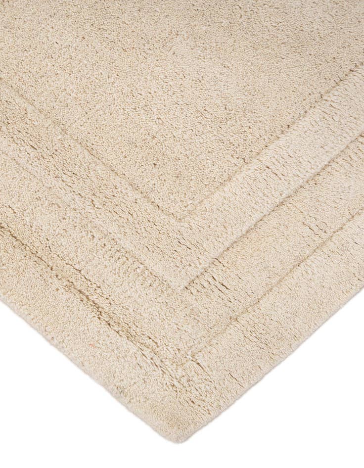 Detail image of  2' 8 x 5' Luna Wool Rug