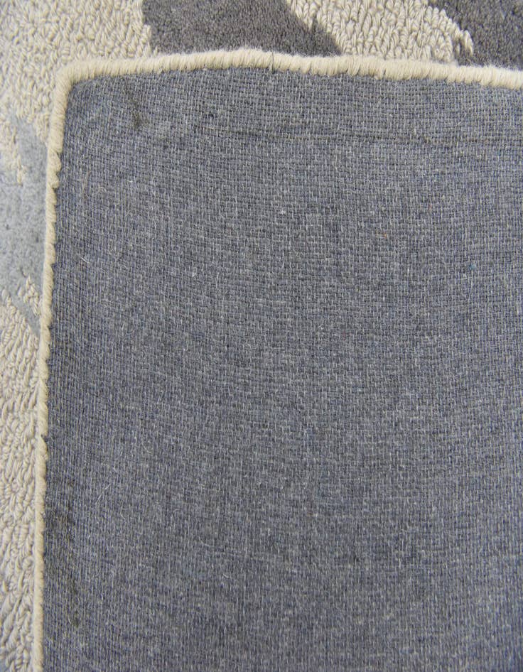 Detail image of  3' x 5' Luna Wool Rug