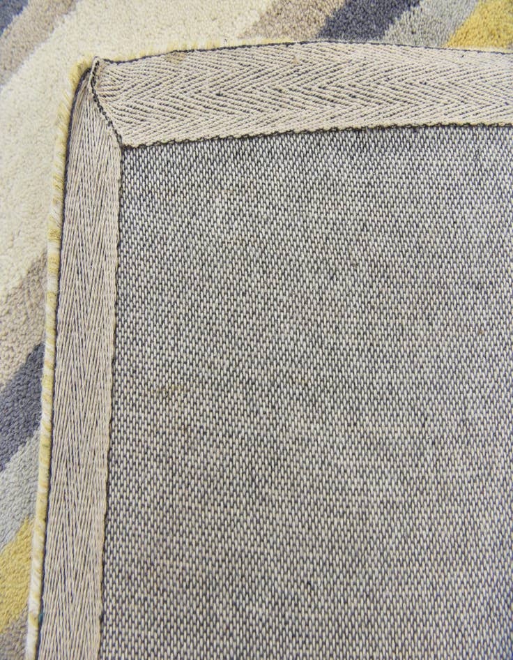 Detail image of  2' 8 x 4' 10 Luna Wool Rug