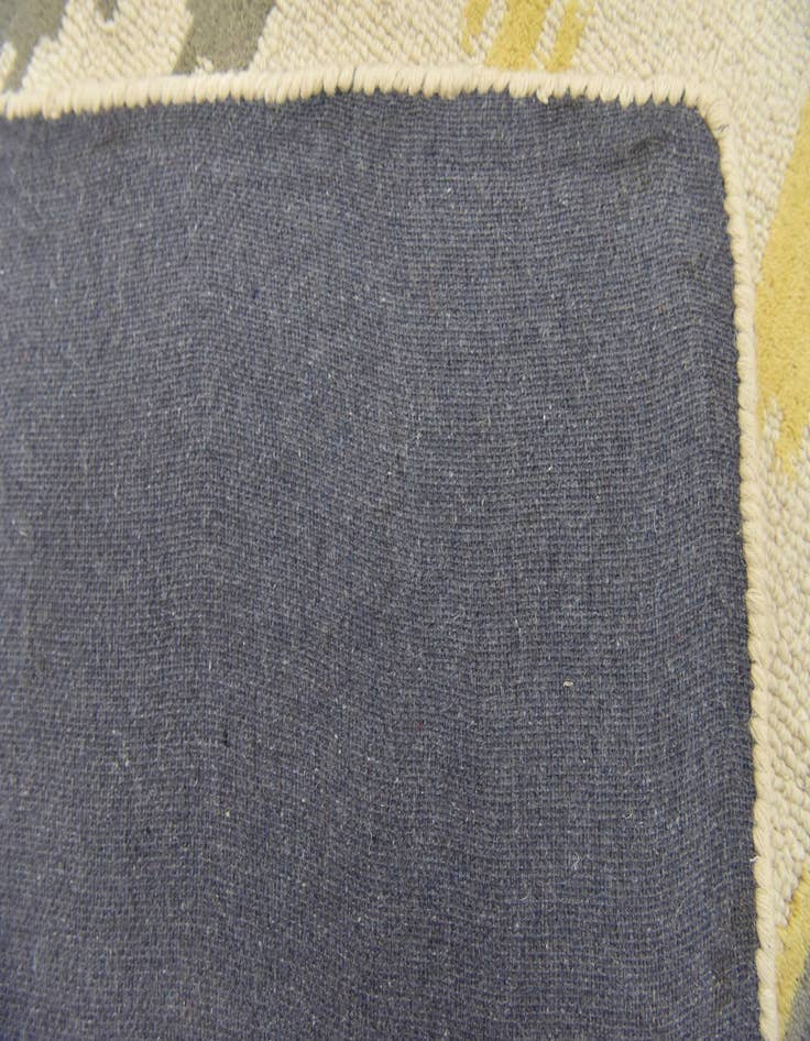 Detail image of  3' 2 x 5' Luna Wool Rug