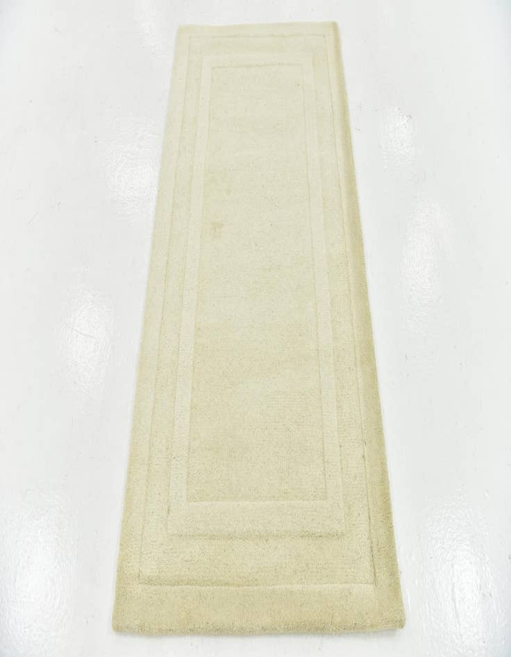 Detail image of  2' 9 x 5' Luna Wool Rug