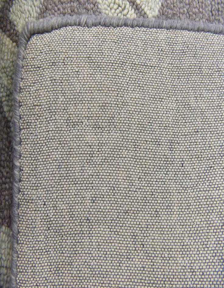 Detail image of  5' 4 x 7' 6 Luna Wool Rug