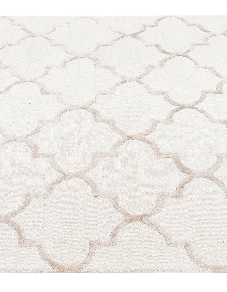 Detail image of  5' x 7' 6 Luna Rug