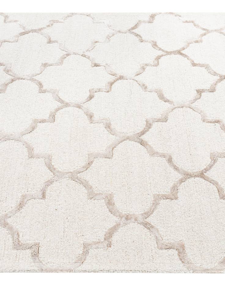 Detail image of  5' x 7' 5 Luna Rug