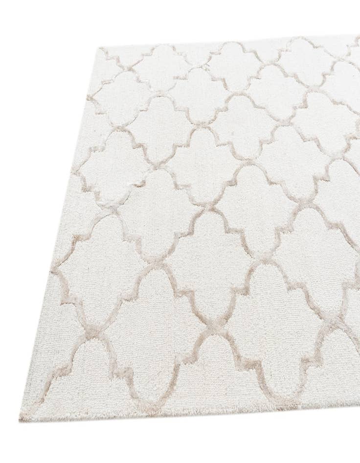 Detail image of 5' 1 x 7' 7 Luna Rug