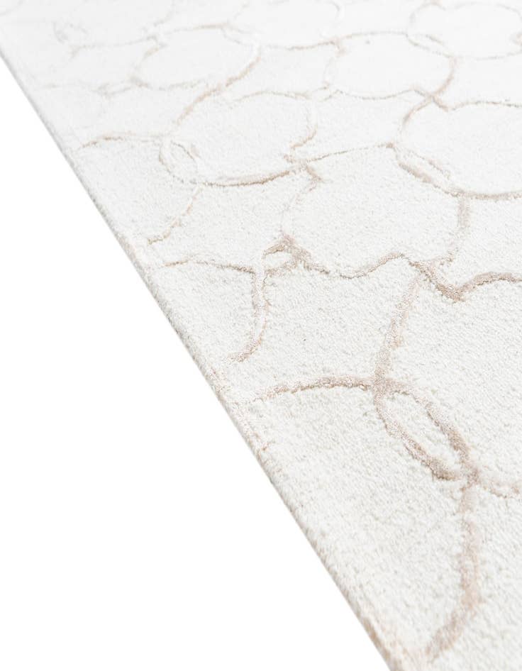 Detail image of  5' 1 x 7' 6 Luna Rug