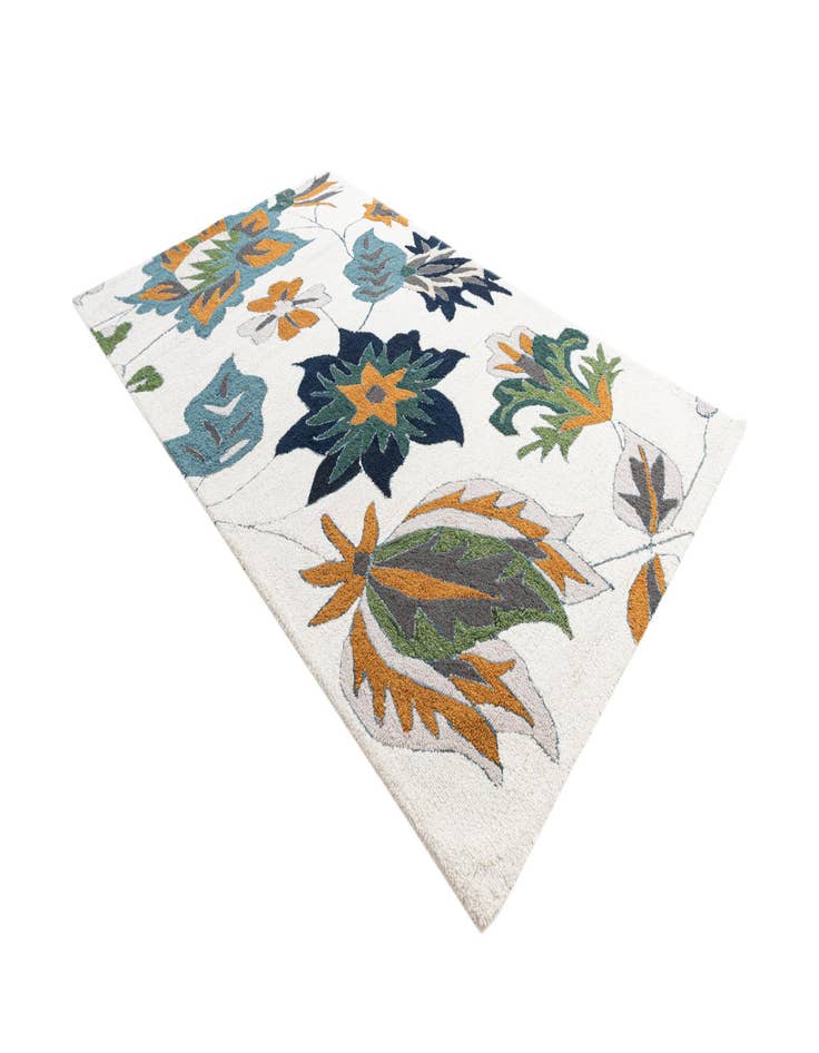 Detail image of  5' 1 x 8' Luna Rug