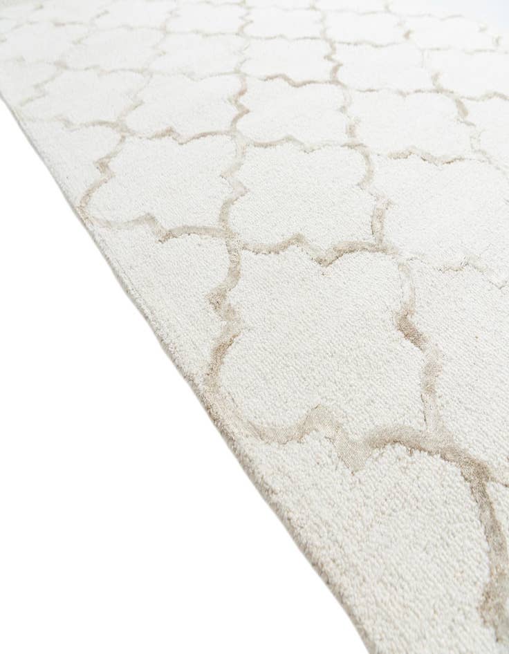 Detail image of  5' 1 x 7' 6 Luna Rug