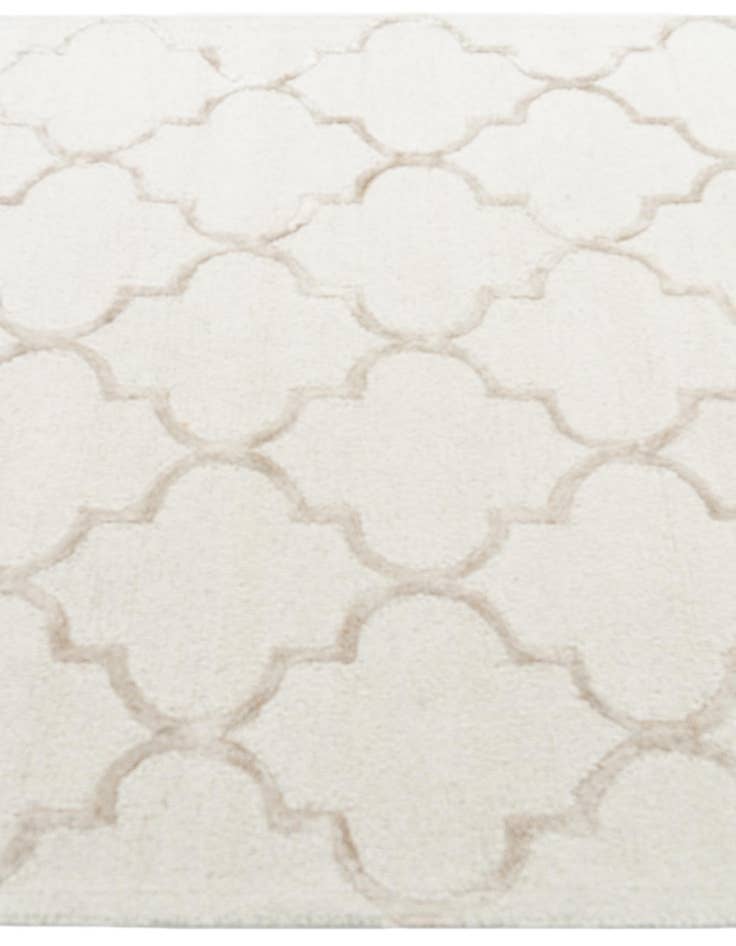 Detail image of  5' x 7' 6 Luna Rug