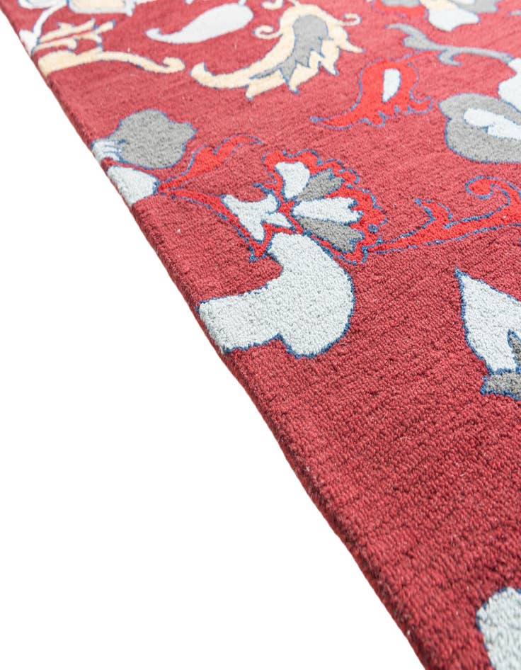 Detail image of  5' x 7' 5 Luna Rug