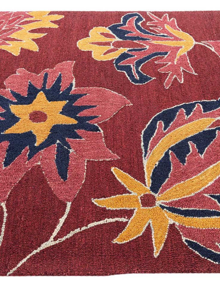 Detail image of  5' x 7' 6 Luna Rug