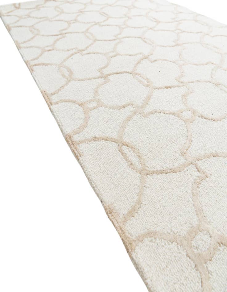 Detail image of  5' 1 x 7' 6 Luna Rug