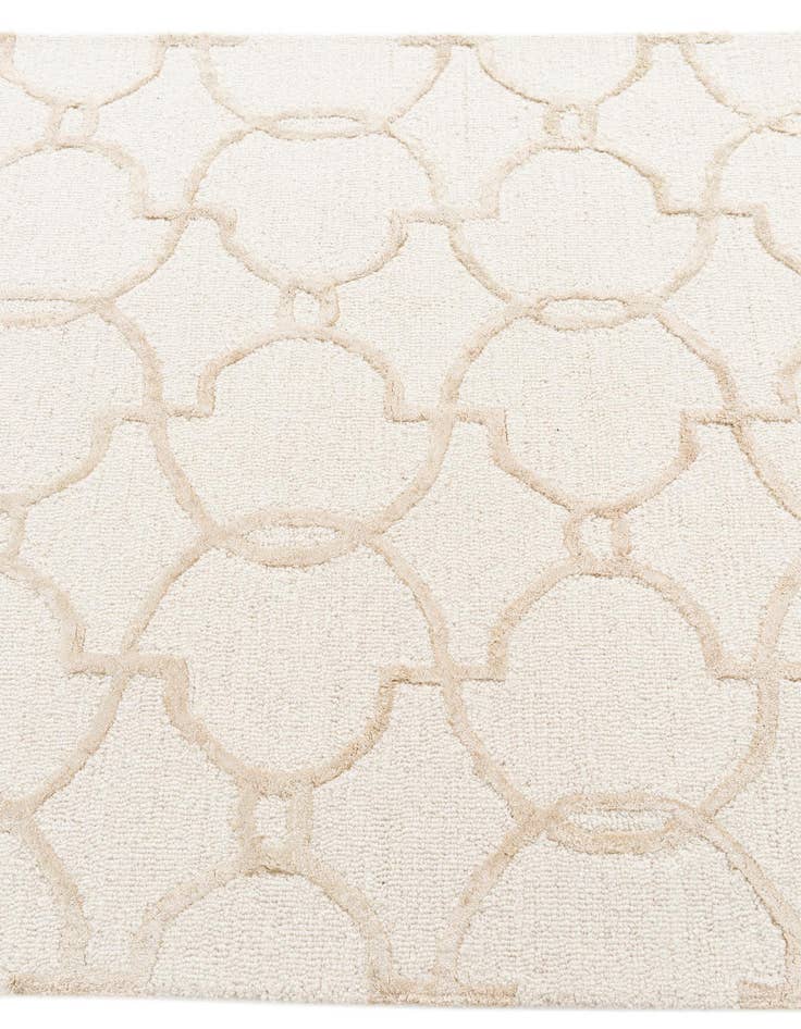 Detail image of  4' 1 x 6' Luna Rug