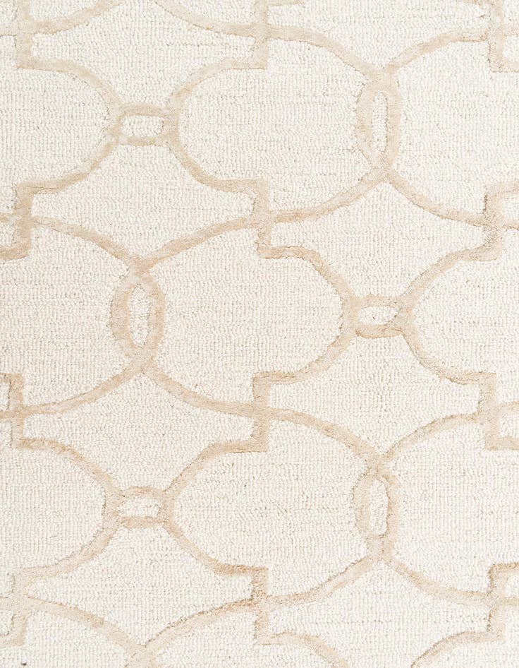 Detail image of  4' 1 x 6' Luna Rug