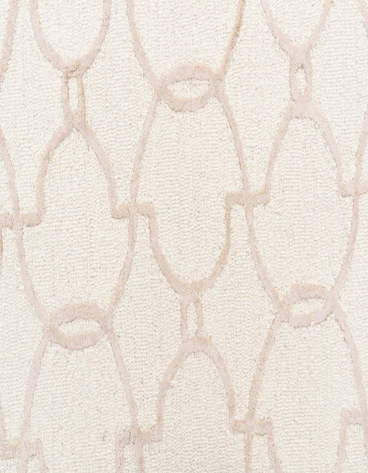 Detail image of  4' 1 x 6' Luna Rug
