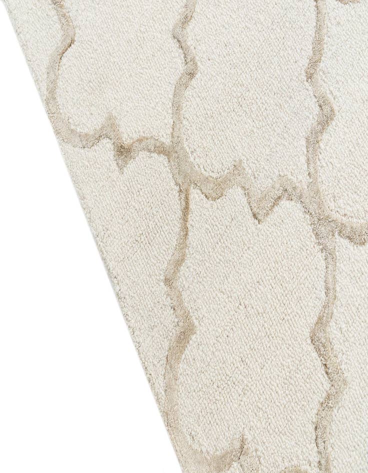 Detail image of  5' x 7' 5 Luna Rug