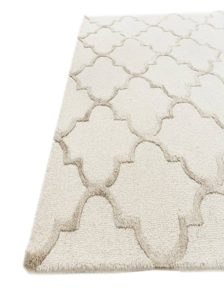 Detail image of  5' x 7' 5 Luna Rug