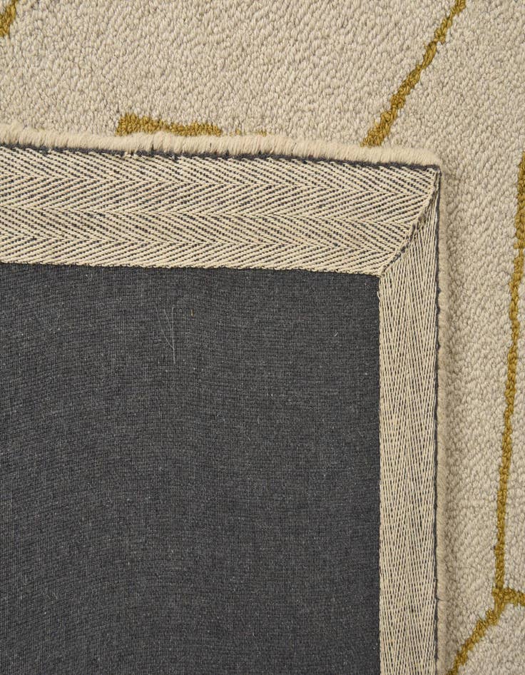Detail image of  5' 1 x 7' 4 Luna Rug