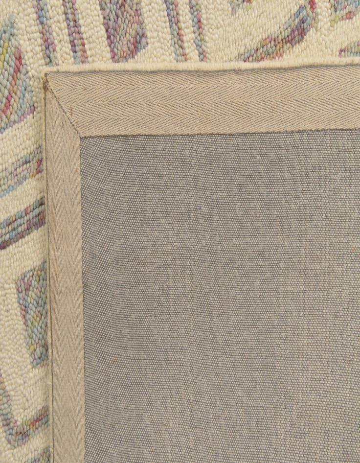 Detail image of  5' x 7' Luna Rug