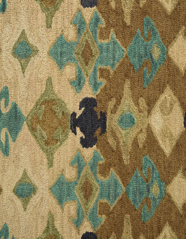 Detail image of  8' x 10' Luna Rug