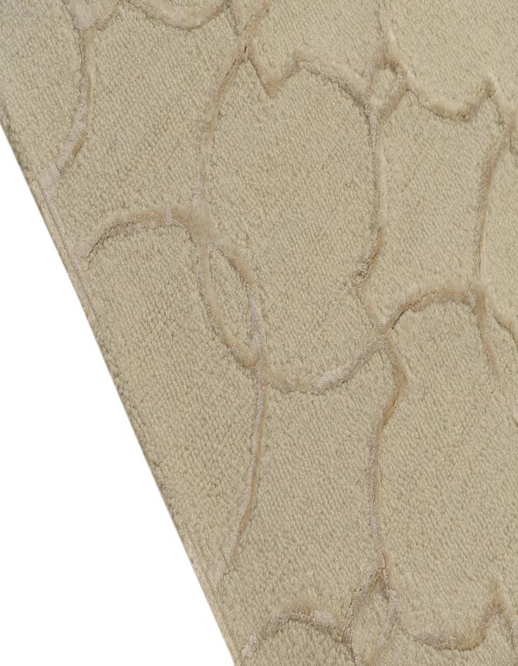 Detail image of  5' x 7' 6 Luna Rug