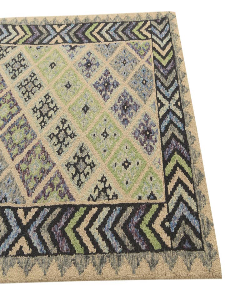 Detail image of  5' x 7' 5 Luna Wool Rug