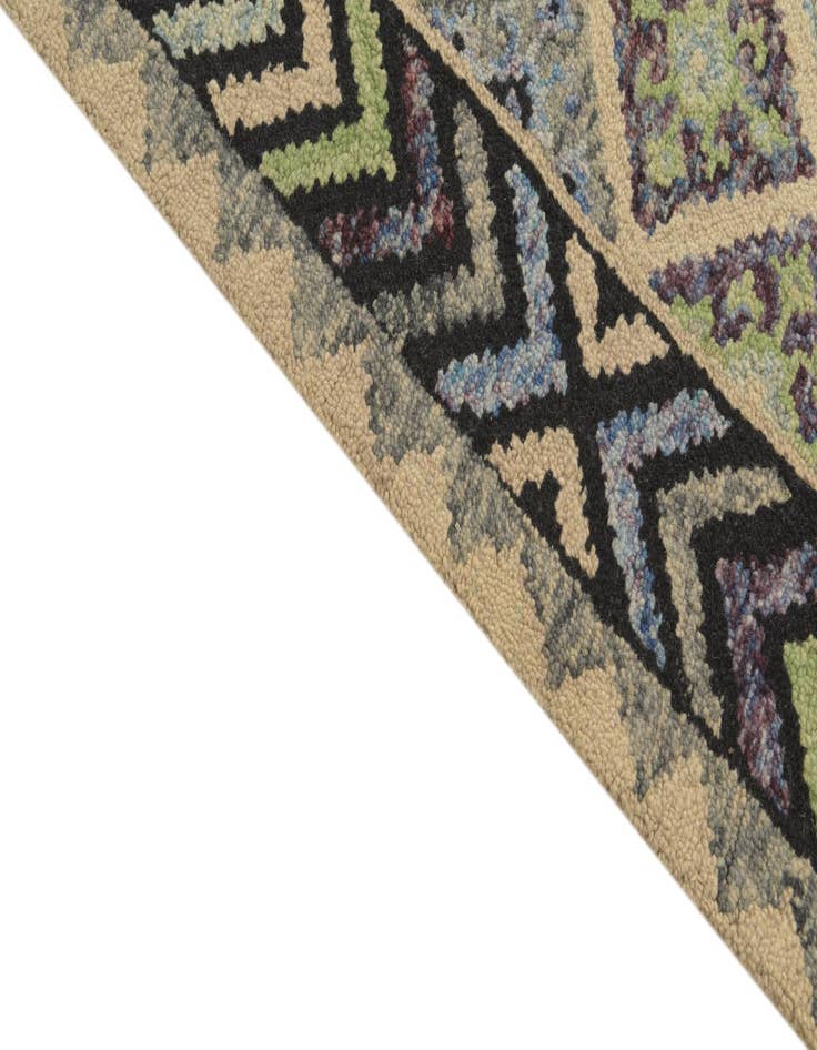 Detail image of  5' x 7' 5 Luna Wool Rug