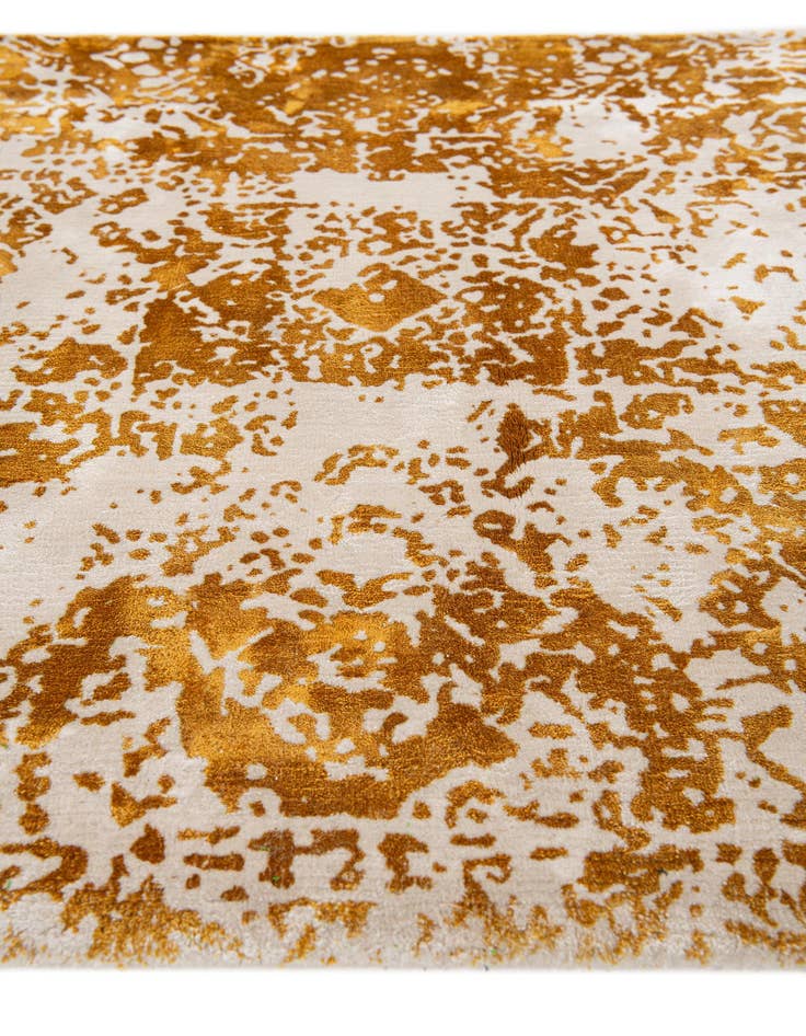 Detail image of  3' x 5' 2 Luna Rug