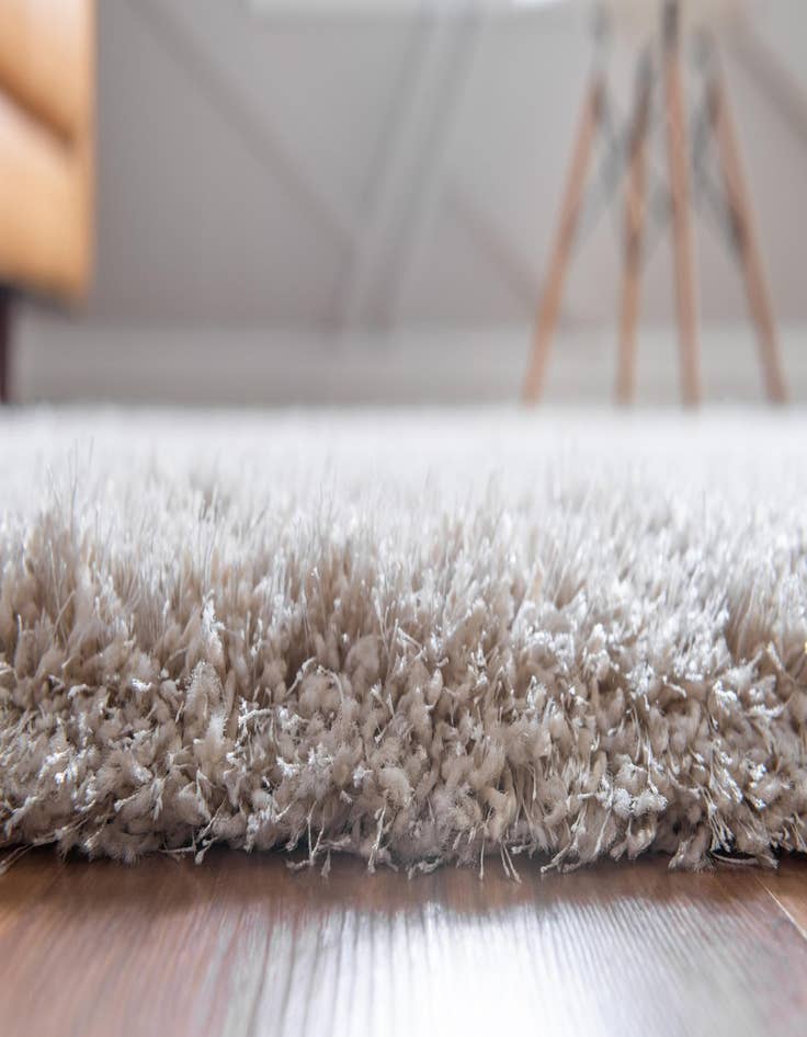 Detail image of  3' 3 x 5' 3 Luxury Solid Shag Rug