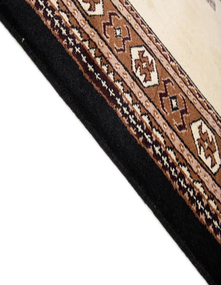 Detail image of  6' 7 x 10'  Hand Knotted Memeih Wool Rug