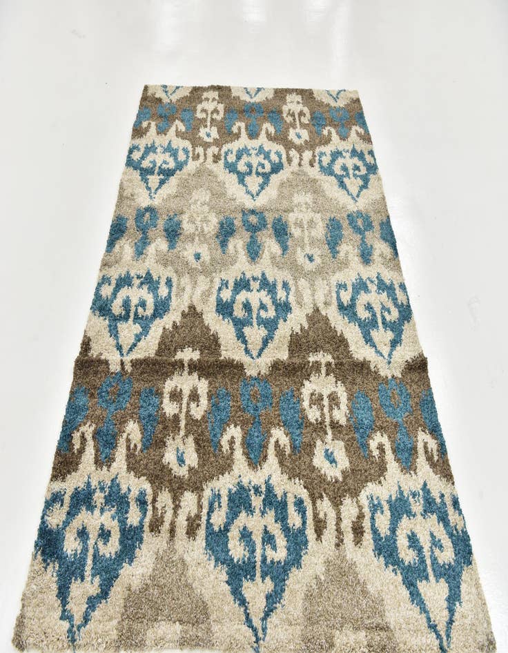 Detail image of  5' 3 x 7' 7 Midas Frieze Rug