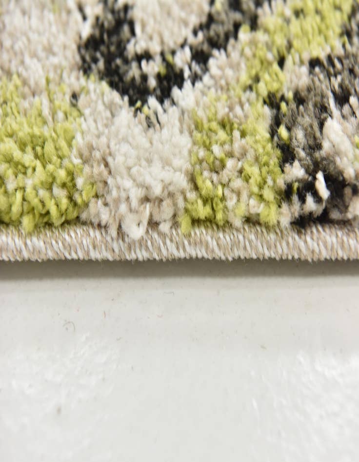 Detail image of  5' 3 x 7' 7 Midas Frieze Rug