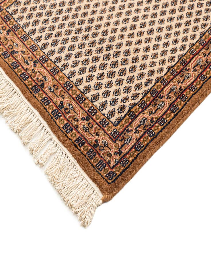 Detail image of  3' 1 x 5' 3  Hand Knotted Mir Wool Rug