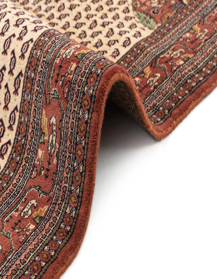 Detail image of  4' 3 x 6' 6  Hand Knotted Mir Oriental Wool Rug