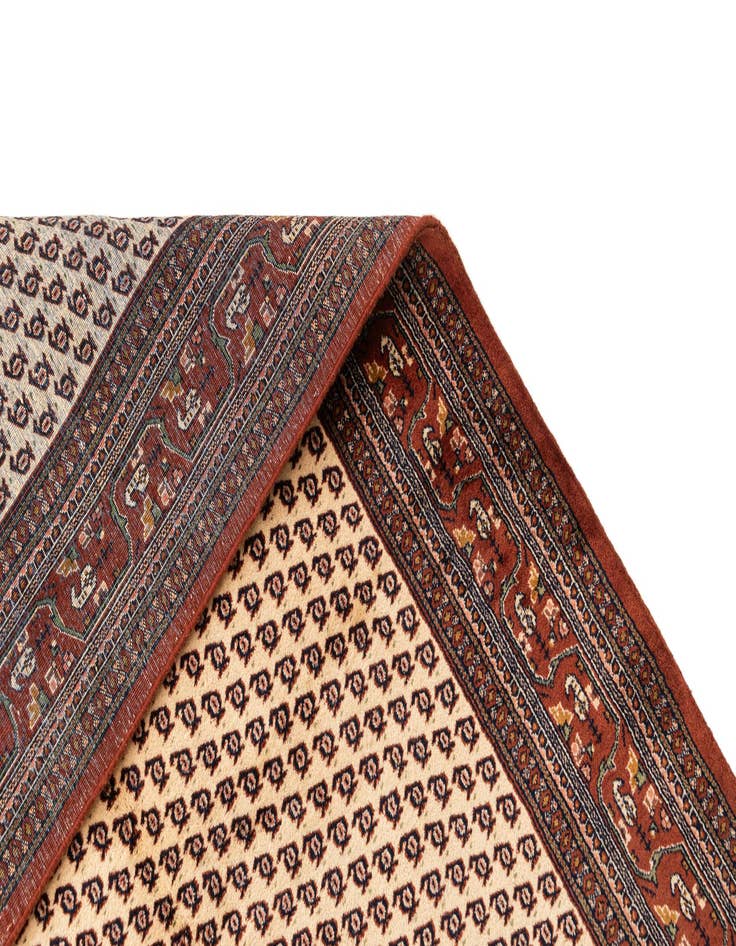 Detail image of  4' 2 x 6' 5  Hand Knotted Mir Oriental Wool Rug