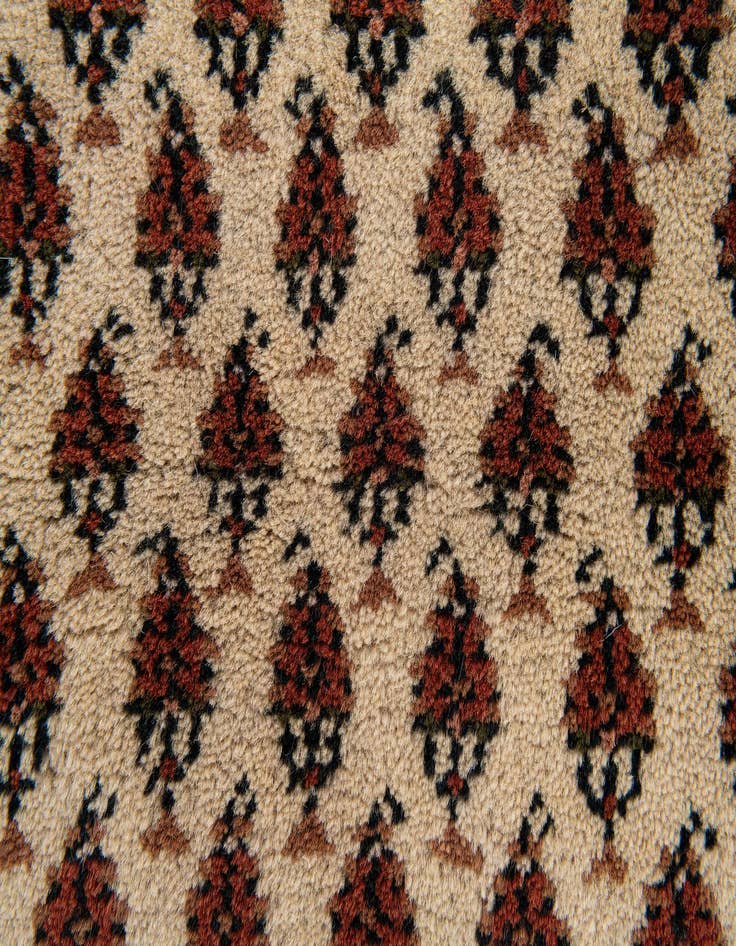 Detail image of  3' x 5' 4  Hand Knotted Mir Wool Rug
