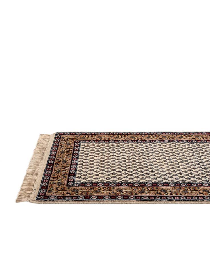 Detail image of  2' 5 x 4' 8  Hand Knotted Mir Wool Rug