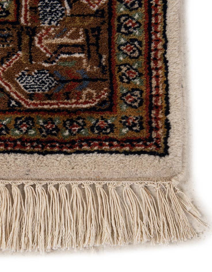 Detail image of  2' 11 x 5' 1  Hand Knotted Mir Wool Rug