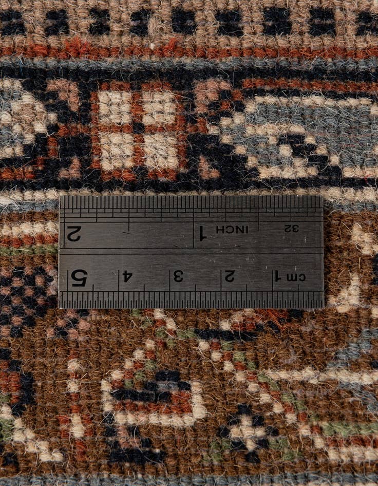Detail image of  2' 8 x 5' 2  Hand Knotted Mir Wool Rug