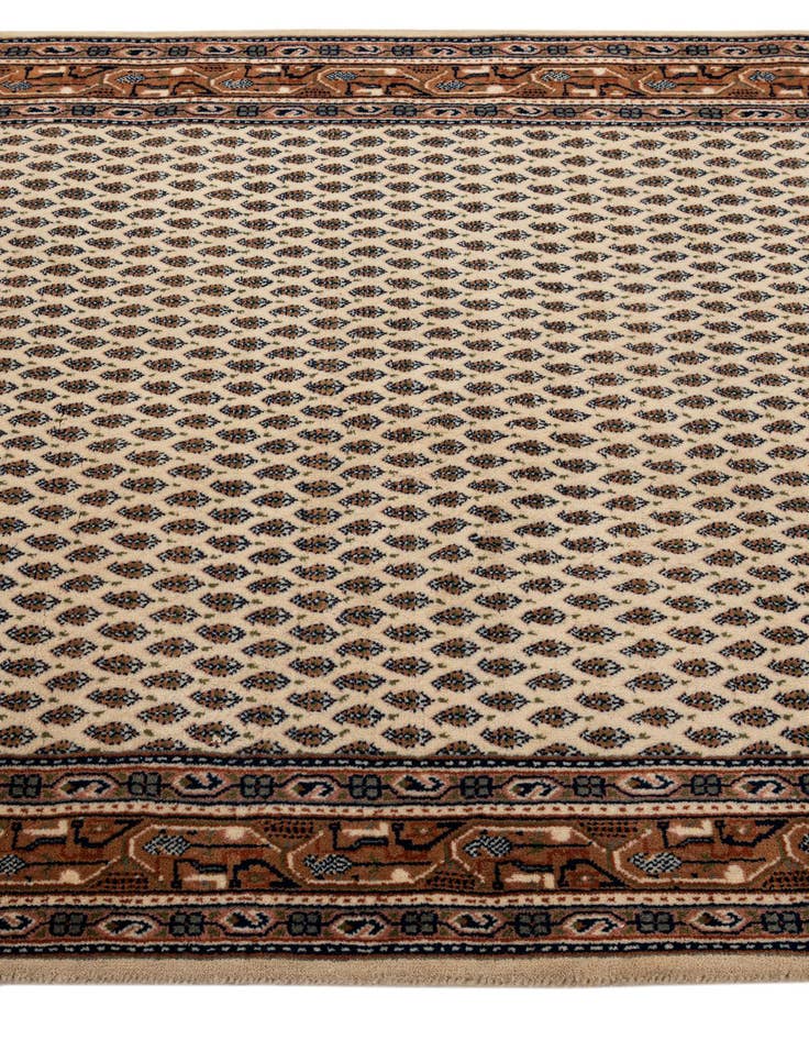 Detail image of  4' 1 x 5' 10  Hand Knotted Mir Wool Rug