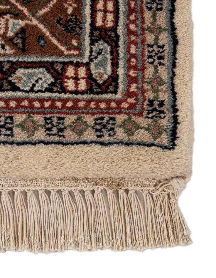 Detail image of  4' x 5' 10  Hand Knotted Mir Wool Rug