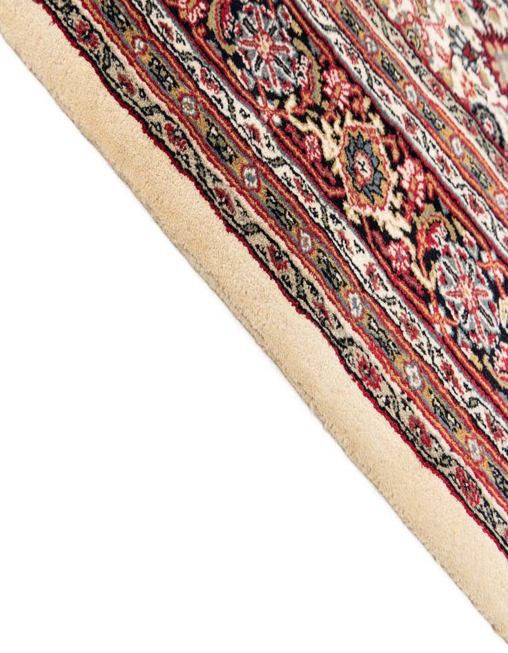 Detail image of  6' 7 x 8' 4  Hand Knotted Mir Wool Rug