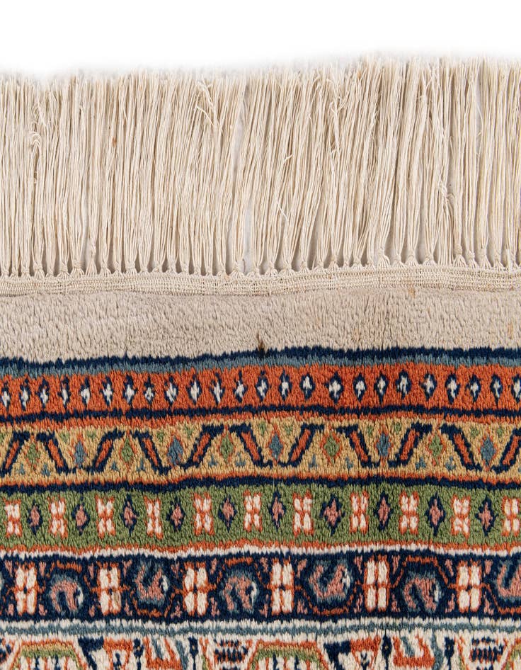 Detail image of  6' 8 x 9' 9  Hand Knotted Mir Wool Rug